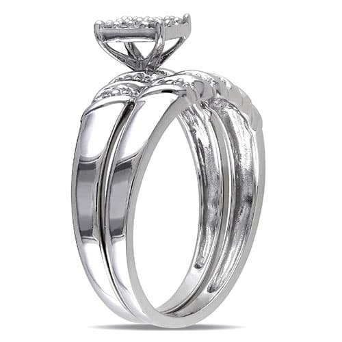 Loveblooms™ 1/10ctw. Round Diamond Bridal Ring Set