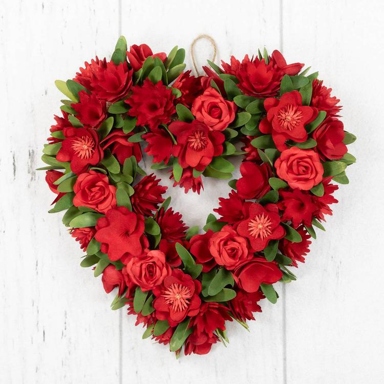 Northlight Seasonal Artificial Valentine''s Day Heart Wreath