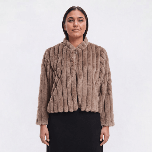 Plus Size Rabbit Rabbit Rabbit Faux Fur Rib Shrug - image 