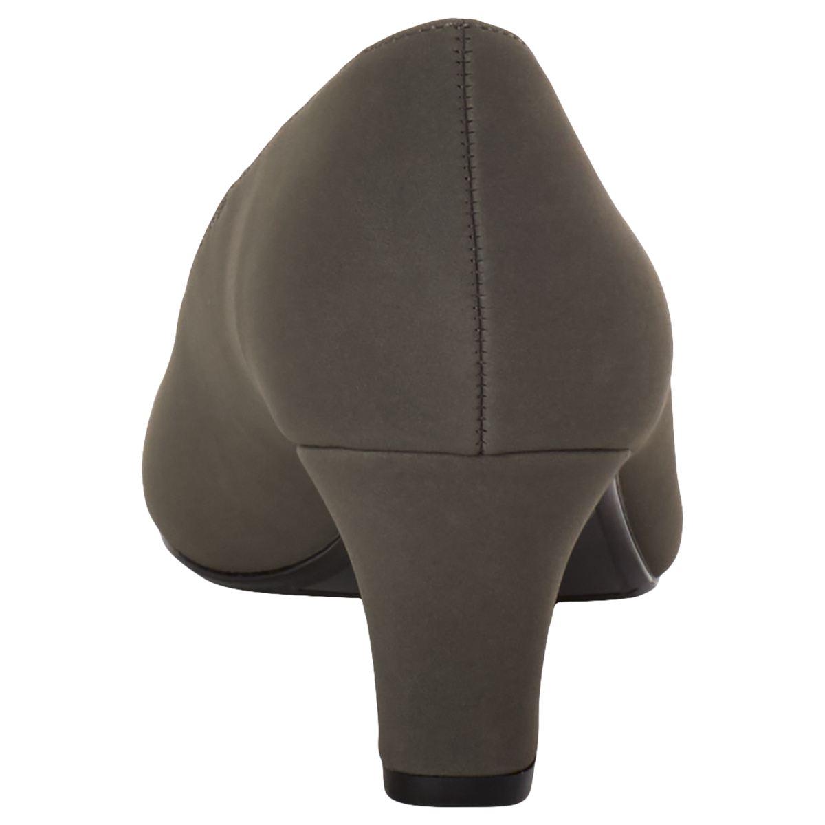 Womens Easy Street Culver Suede Heels