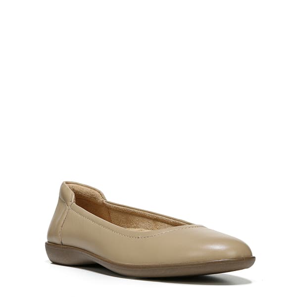 Womens Naturalizer Flexy Leather Flats - image 