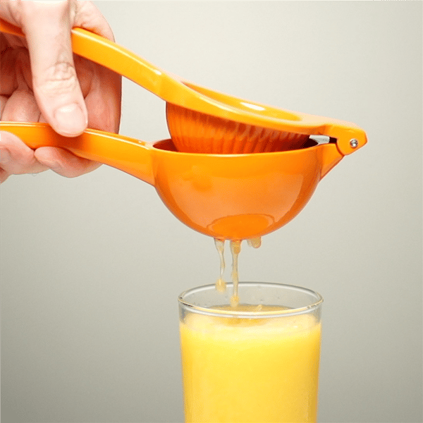 BergHOFF Essentials 2pc. Aluminum Citrus Squeezer Set