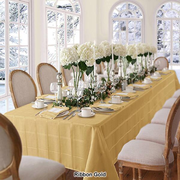 Elrene Elegance Plaid Tablecloth