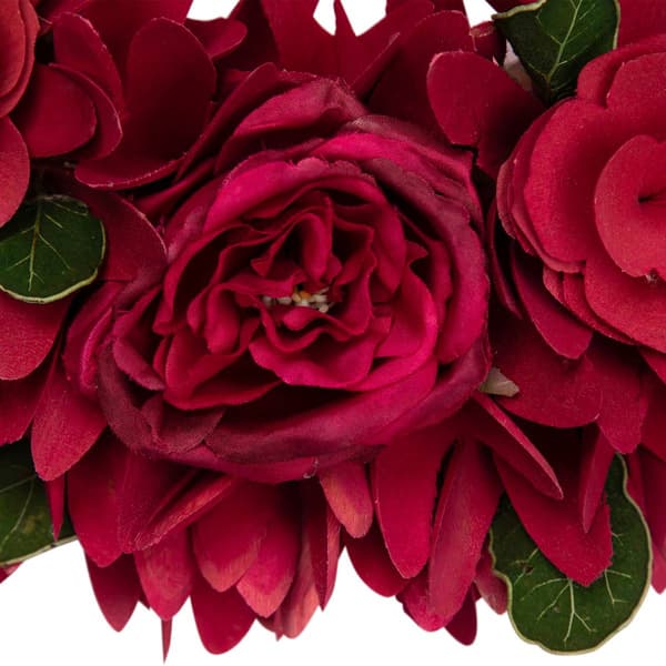 Northlight Seasonal Wood Roses Valentine''s Day Wreath