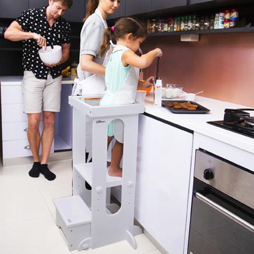 Little Partners™ Explore N Store Tower