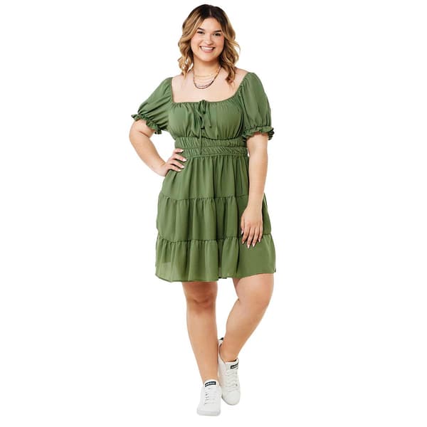 Juniors Plus Liberty Love Challis Puff Sleeve Tier Shift Dress - image 