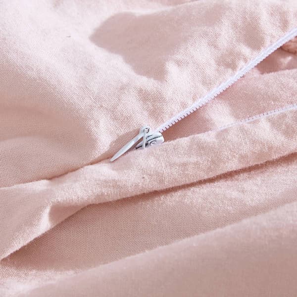 Betsey Johnson Rambling Rose Cotton Pink Duvet Set