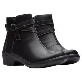Womens Clarks&#40;R&#41; Angie Spice Ankle Boots