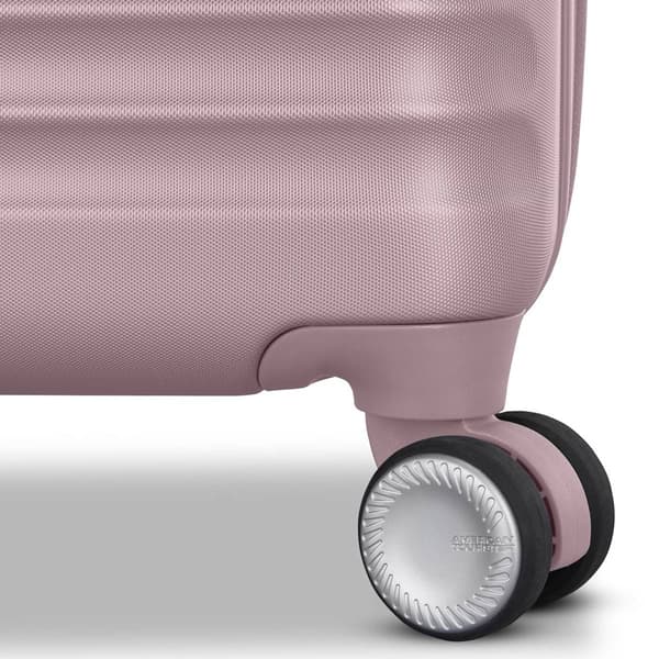 American Tourister Stratum 3.0 24in. Spinner