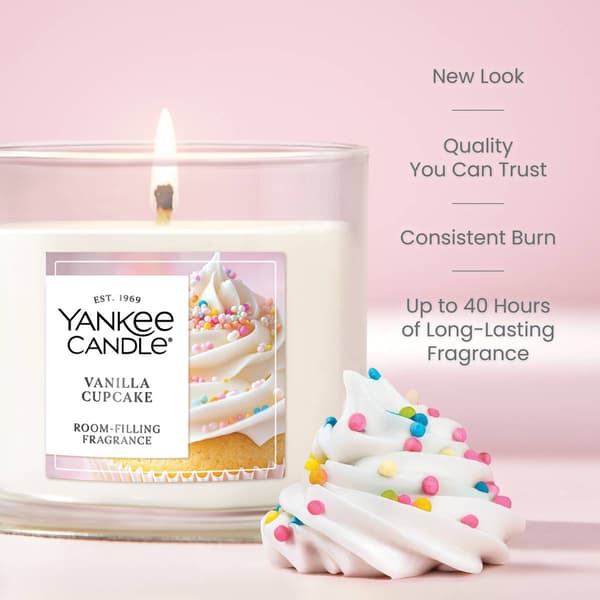 Yankee Candle&#174; 4.5oz. Vanilla Cupcake Tumbler Candle