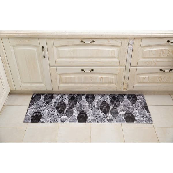 J&V Textiles Cloud Comfort Leaf Print Grid Kitchen Mat