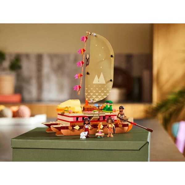 LEGO® Disney Moana''s Adventure Canoe