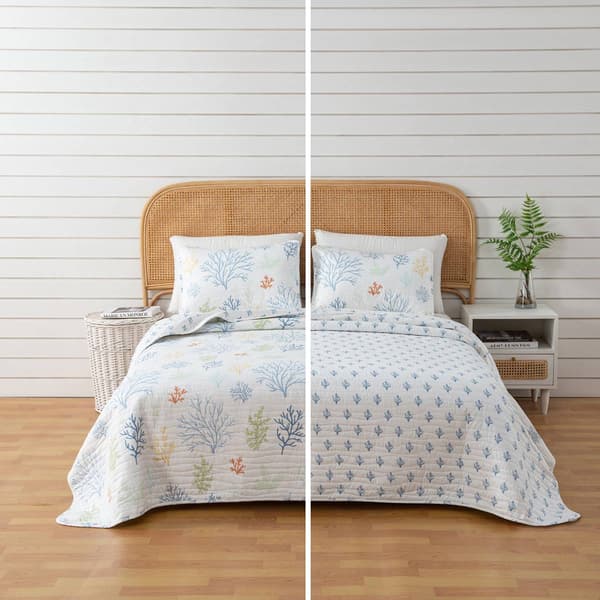 FreshFolds Maldives 3pc. Reversible Pastel Coral Quilt Set