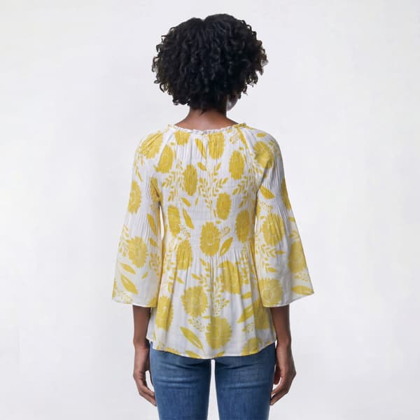 Womens Floral & Ivy 3/4 Sleeve V-Neck Sunflower Pleater Blouse