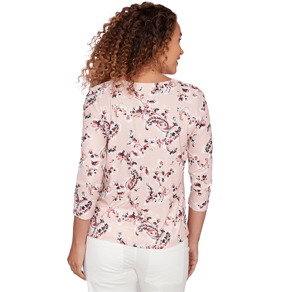 Womens Emaline Key Items 3/4 Sleeve V Neck Floral Paisley Tee