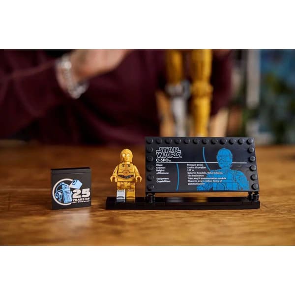 LEGO&#174; Star Wars&#174; C-3PO&#8482; Building Kit