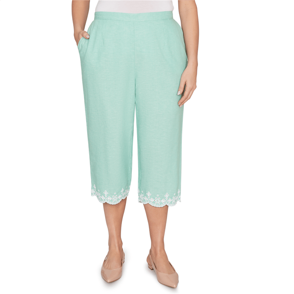 Plus Size Alfred Dunner Caribbean Blues Eyelet Embroidery Capris - image 