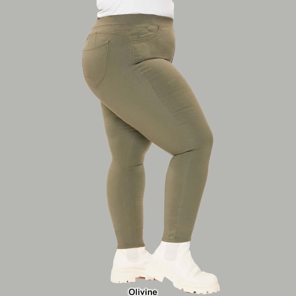 Plus Size Royalty Hyper Stretch Pull-On Jeggings