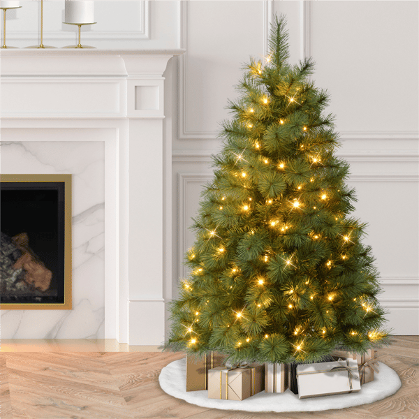 Puleo International 4.5ft. Pre-Lit Wyoming Pine Christmas Tree