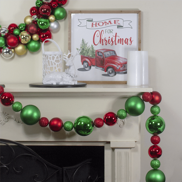 Northlight 6ft. Red & Green 3-Finish Ball Christmas Garland