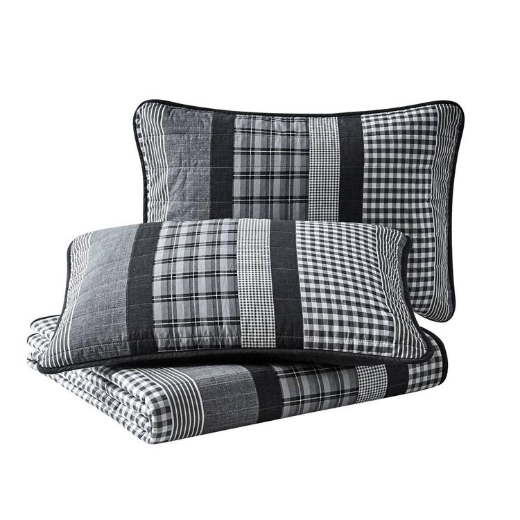 Nautica Gulf Shores 136 Thread Count Reversible Quilt Set