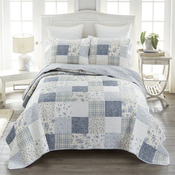 Donna Sharp Blue Pastures Cotton Quilt Set
