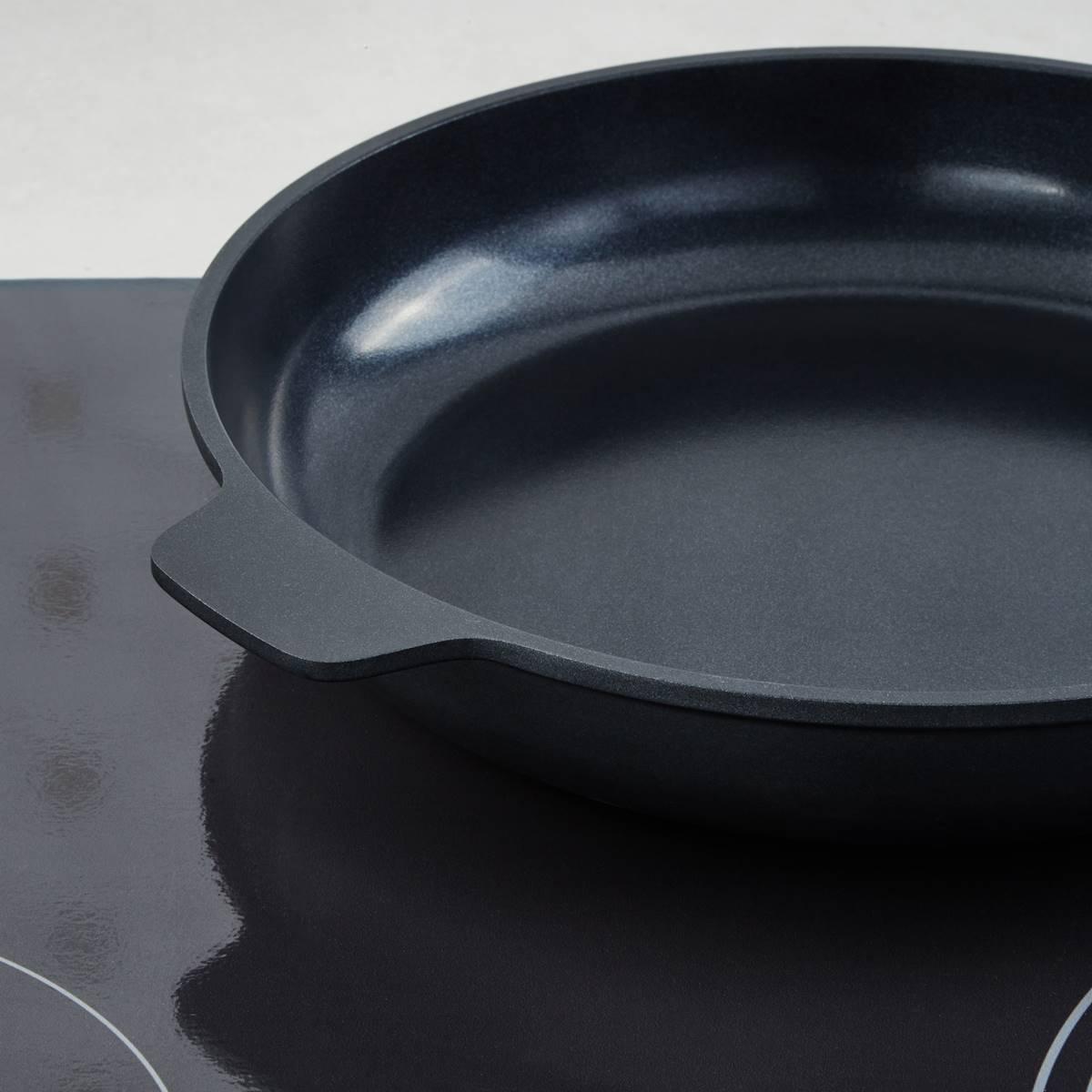 BergHOFF Phantom Nonstick 12.5in. Ceramic Frying Pan
