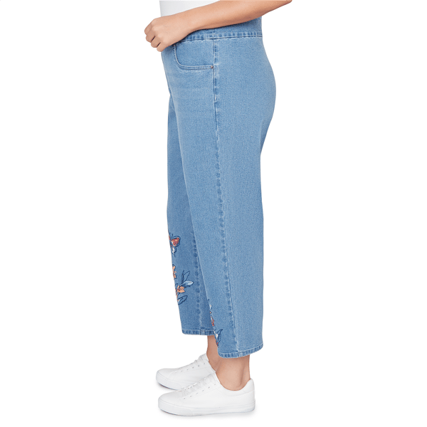 Plus Size Alfred Dunner Austin Floral Butterfly Pull-On Jeans
