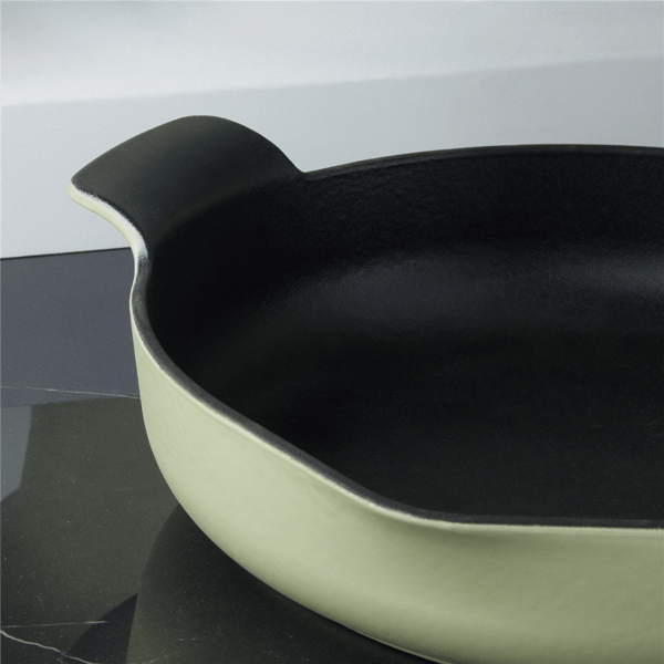 BergHOFF Ron 10.25in. Cast Iron 2.6Qt. Fry Pan