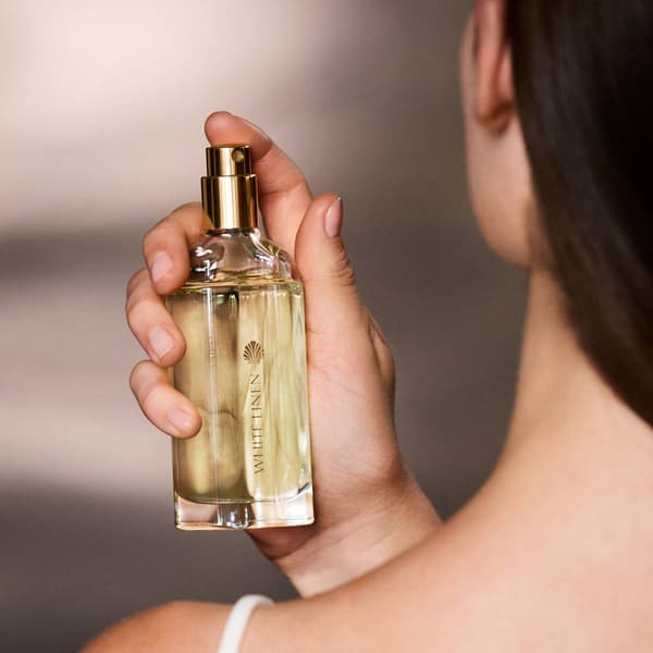 Est&#233;e Lauder&#8482; White Linen Indulgent Duo Fragrance Gift Set