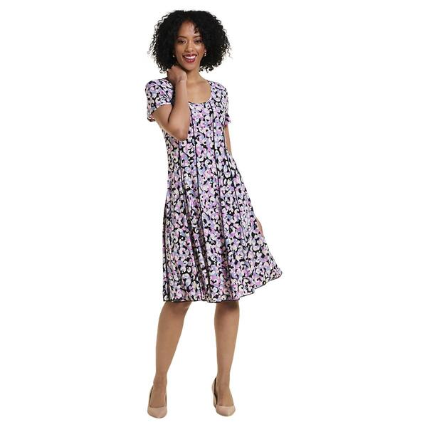 Petite Sami & Jo Short Sleeve Textured Jacquard Seamed Dress - image 