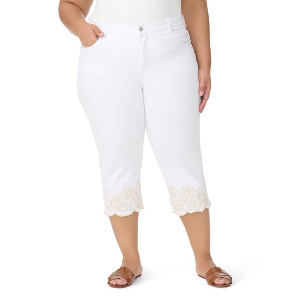 Plus Size Gloria Vanderbilt Amanda Capri With Embroidery - image 