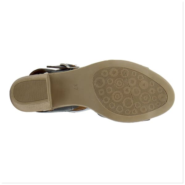 Womens Spring Step Delia Strappy Sandals