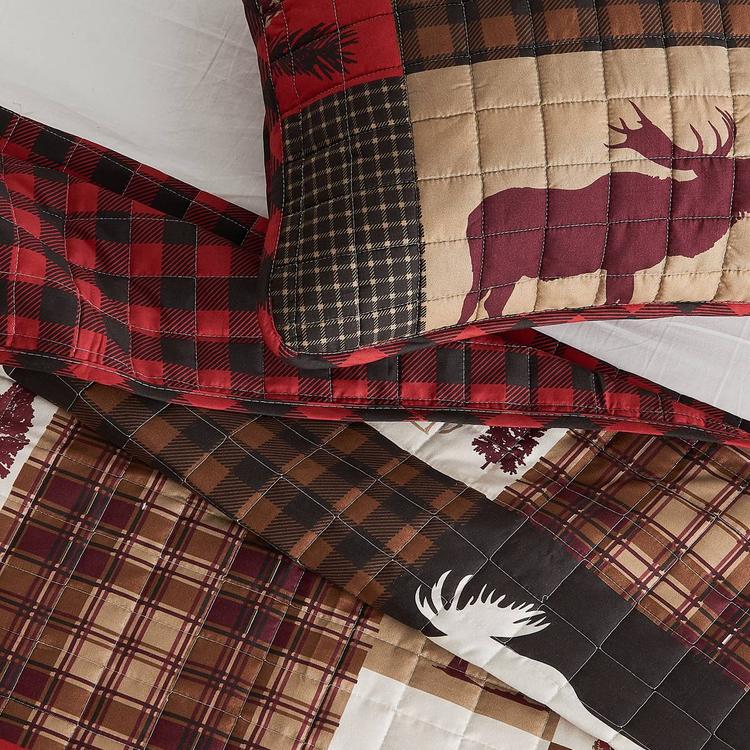 FreshFolds Matthew 3pc. Reversible Red Patchwork Quilt Set