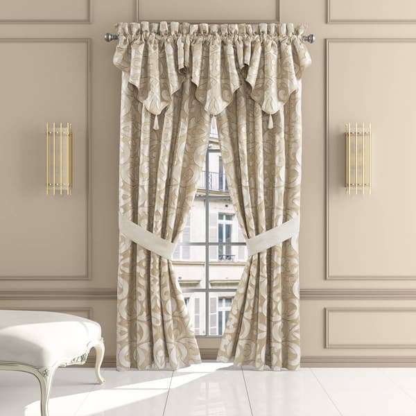 J. Queen New York La Boheme Bedding Collection
