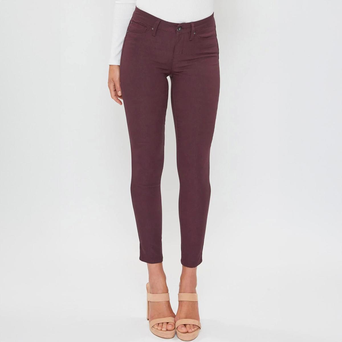 Petite Royalty Hyperstretch Skinny Jeans