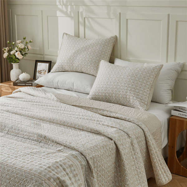 Patina Vie Maison Vintage Floral Benton Diamond Rose Quilt Set
