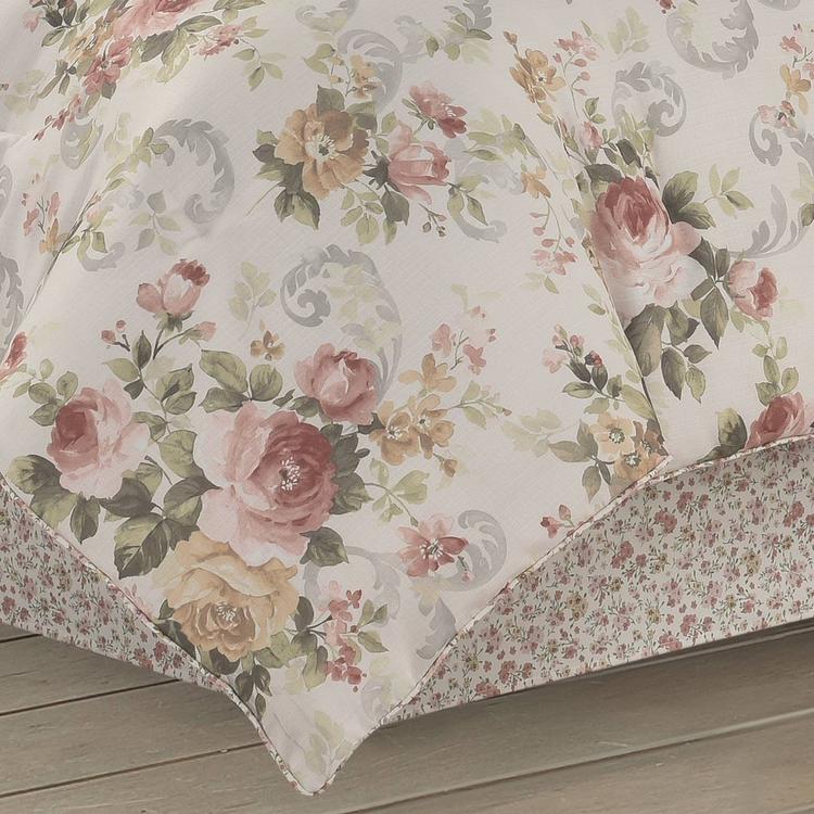 Royal Court Chablis 4pc. Comforter Set
