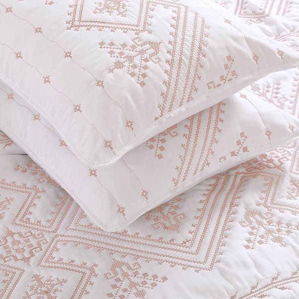 Zorlu Cross Stitch Quilt Set - image 