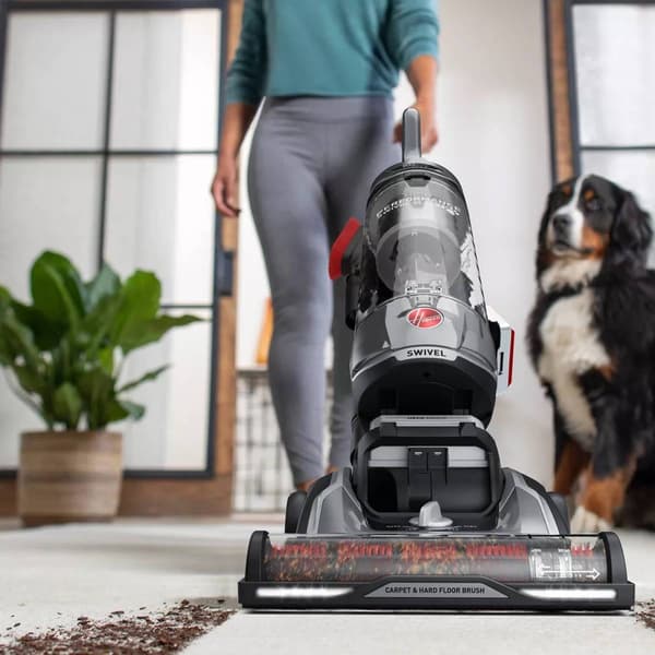 Hoover&#174; Maxlife Elite Swivel XL Pet Vacuum