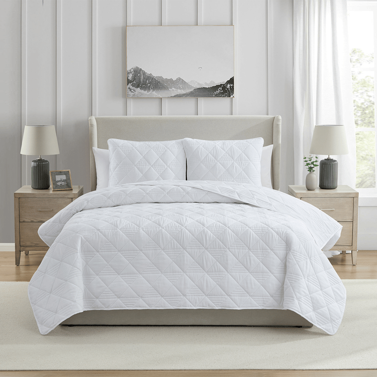 VCNY Home Lucy 3pc. Pinsonic Diamond Microfiber Quilt Set