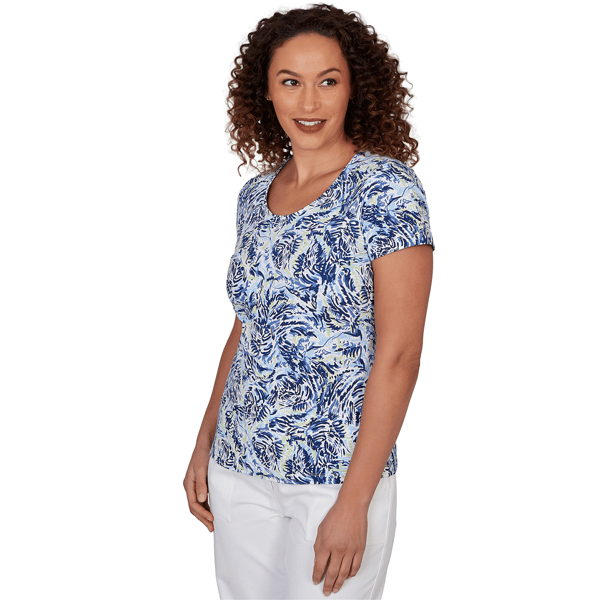 Petite Hearts of Palm Printed Essentials Round Neck Abstract Tee