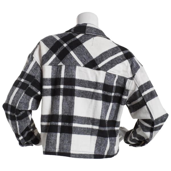 Juniors Ashley Plaid Wool-Like Cropped Shacket - Black/White