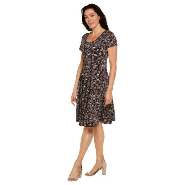 Womens Sami & Jo Short Sleeve Floral Dot Texture Dress