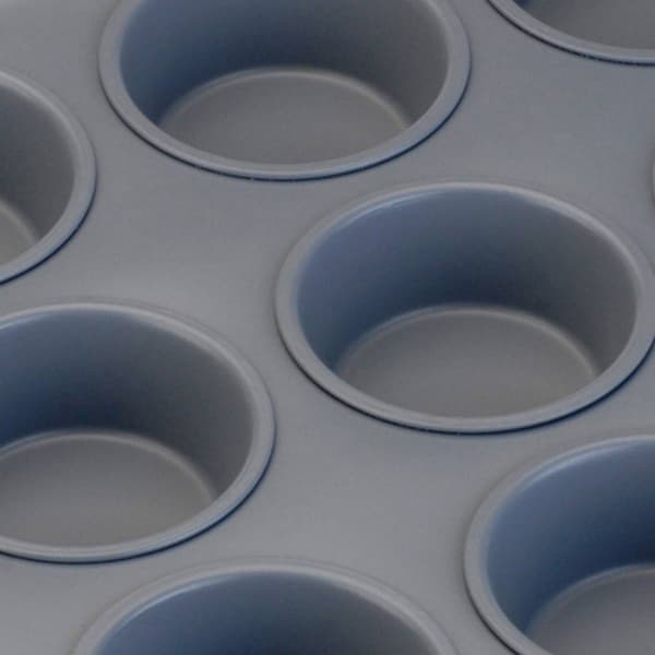 BergHOFF EarthChef 12 Cup Nonstick Muffin Pan Deluxe