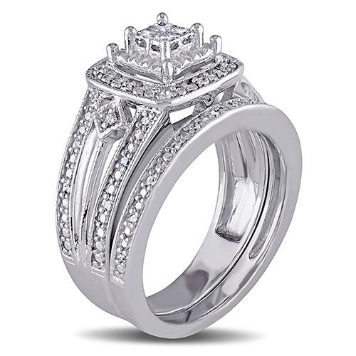 Loveblooms™ Princess & Round Diamond Bridal Ring Set