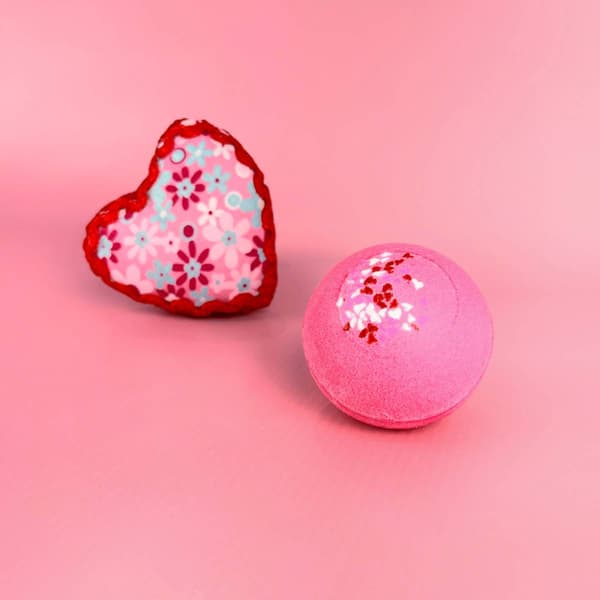 Cosset Love Me Bath Marble - image 