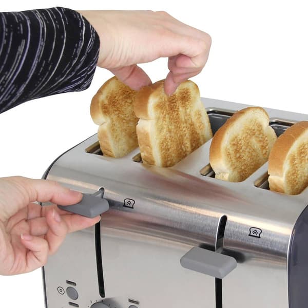 West Bend 4-Slice Toaster - Stainless Steel