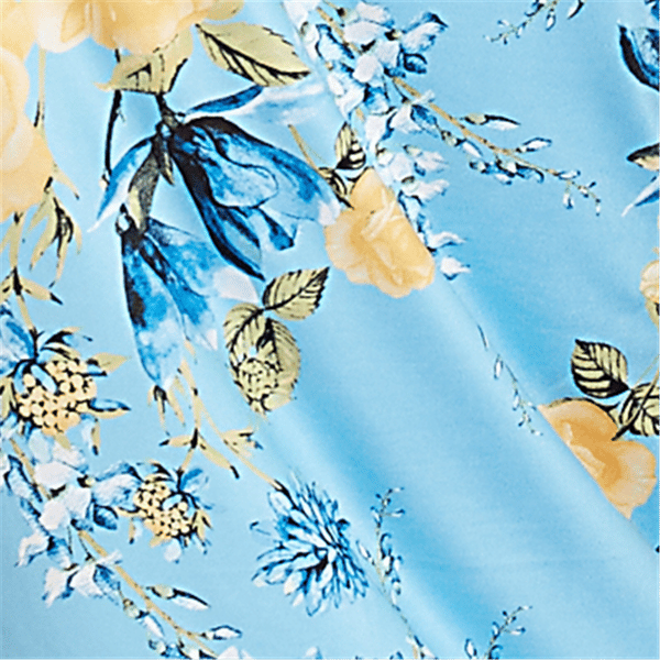 Womens Emaline Key Items Short Sleeve V-Neck Floral Garden Tee