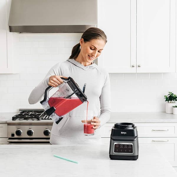 Ninja&#174; Professional Plus Blender with Auto-iQ